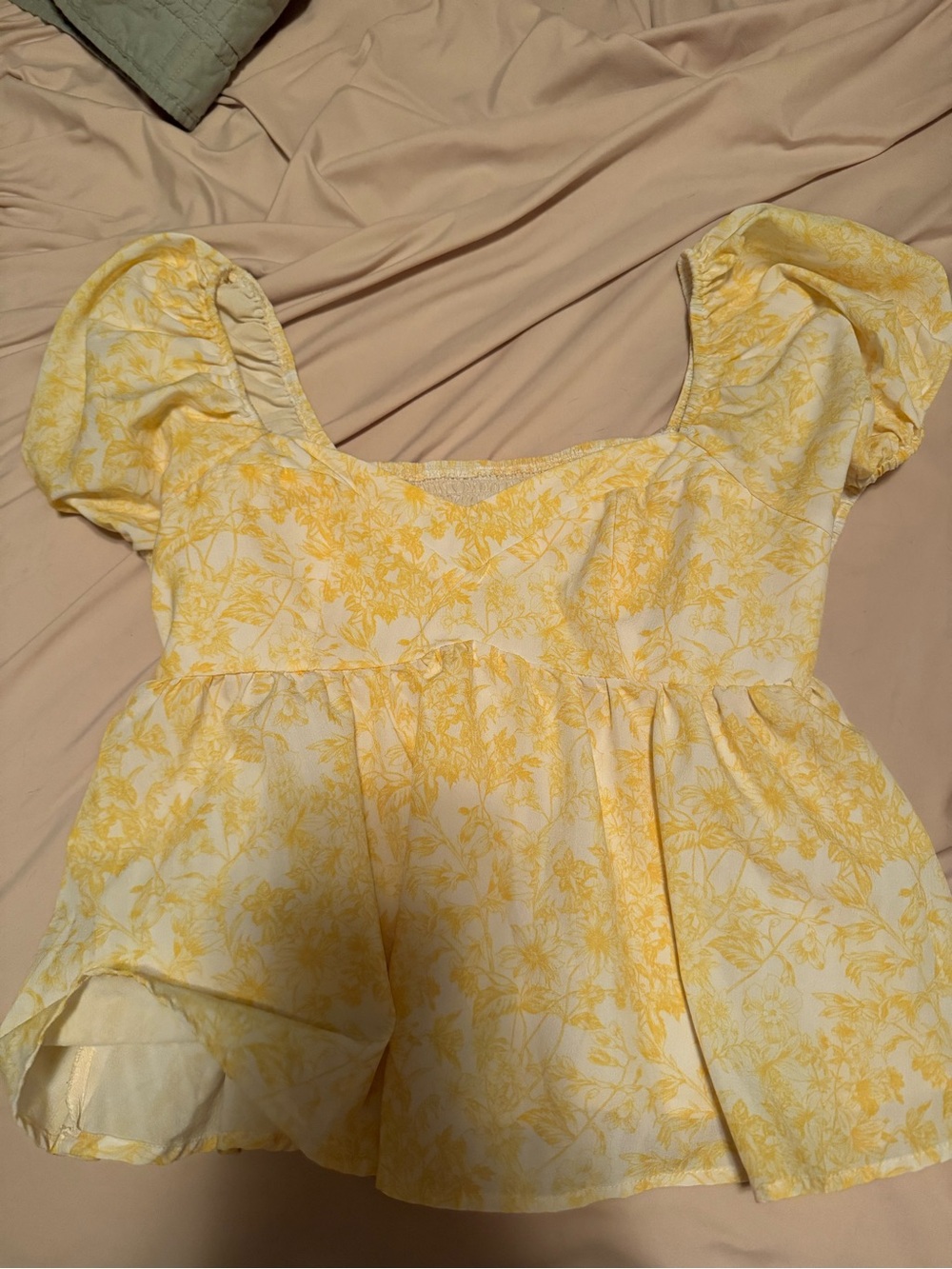 Yellow Floral Puff-Sleeve Peplum Top